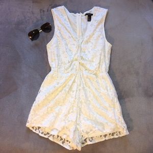 Forever 21 Lace Floral Romper